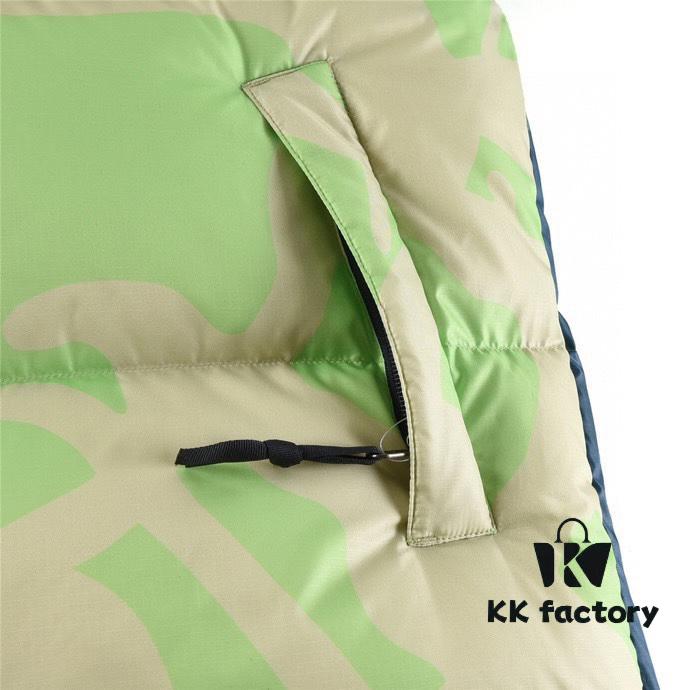 6931a2daccd8ab3d7af96fc9 TNF x KAWS 1996 US Edition Down Jacket - NFC Chip Version