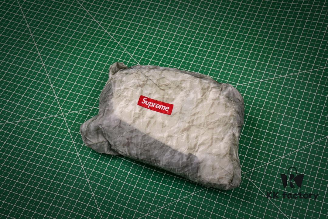 6931a2e7ccd8ab3d7af970b5 Supreme FW19 The North Face Paper Print Nuptse Jacket - Exclusive Quality Replica