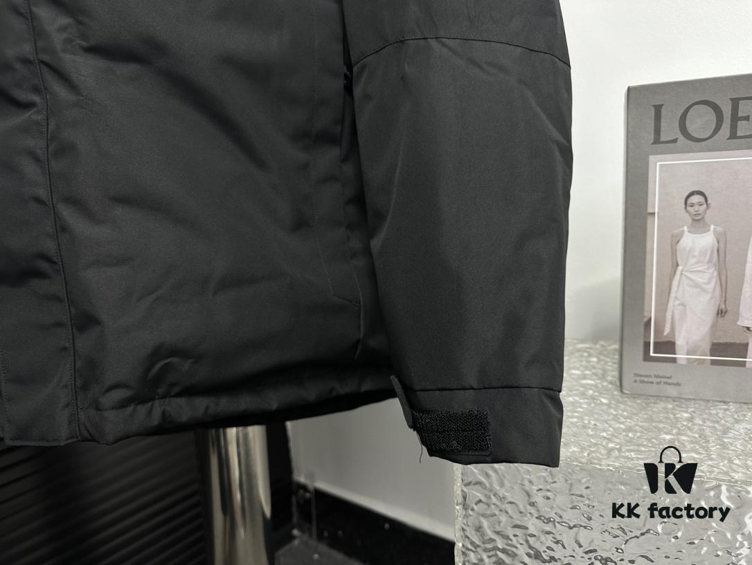 6931a2efccd8ab3d7af97150 The North Face Himalayan Summit Series RETROHIMALAYAN Mountaineering Hooded Down Jacket