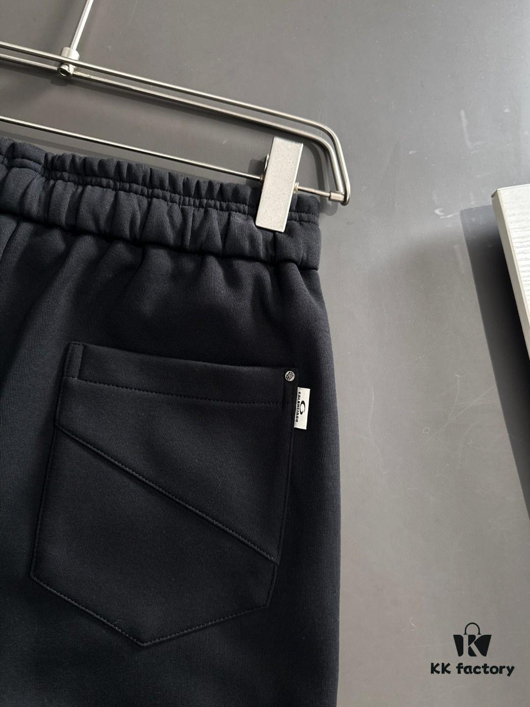 6931a302ccd8ab3d7af972bf Canada Goose 2025 Early Spring New Elastic Waist Casual Pants, Fleece-Lined and Thickened for Warmth