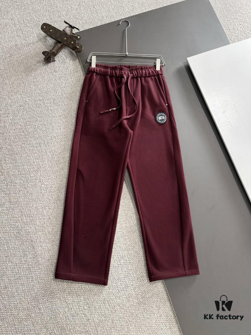 6931a302ccd8ab3d7af972c4 Canada Goose 2025 Early Spring New Elastic Waist Casual Pants, Fleece-Lined and Thickened for Warmth
