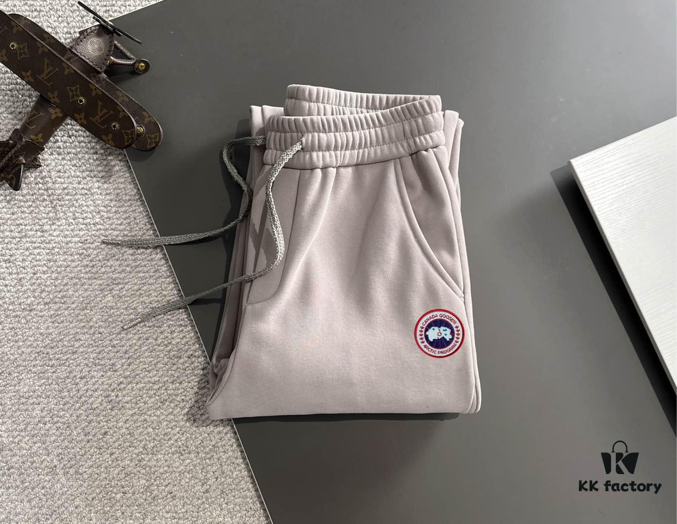 6931a303ccd8ab3d7af972dd Next-Day Shipping Canada Goose 2024 Autumn/Winter New Casual Pants with Elastic Waist, Fleece-Lined and Thickened, Premium Custom Fabric, Breathable and Comfortable, Exquisite Details, Brand-Inspired Design Concept Reflecting High Quality, Soft and Smooth Touch