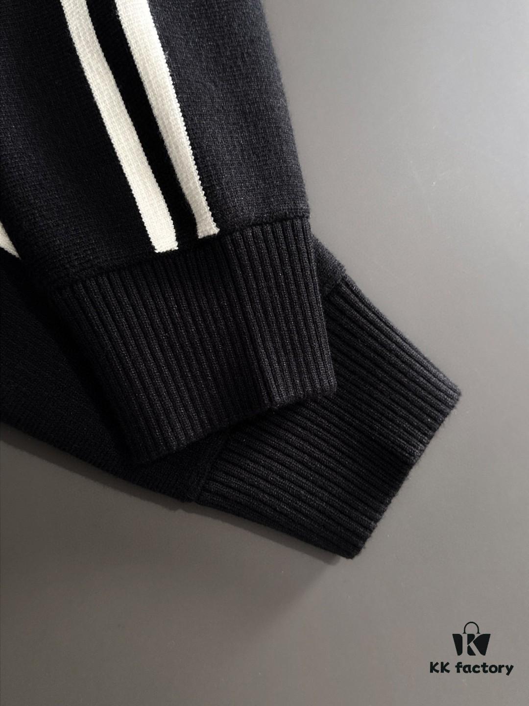 6931a305ccd8ab3d7af972fd Canada Goose 2024 Autumn-Winter New Lapel Cardigan Sweater, Premium Wool Blend Knitwear with Embroidered Logo, Fashionable Tailored Fit