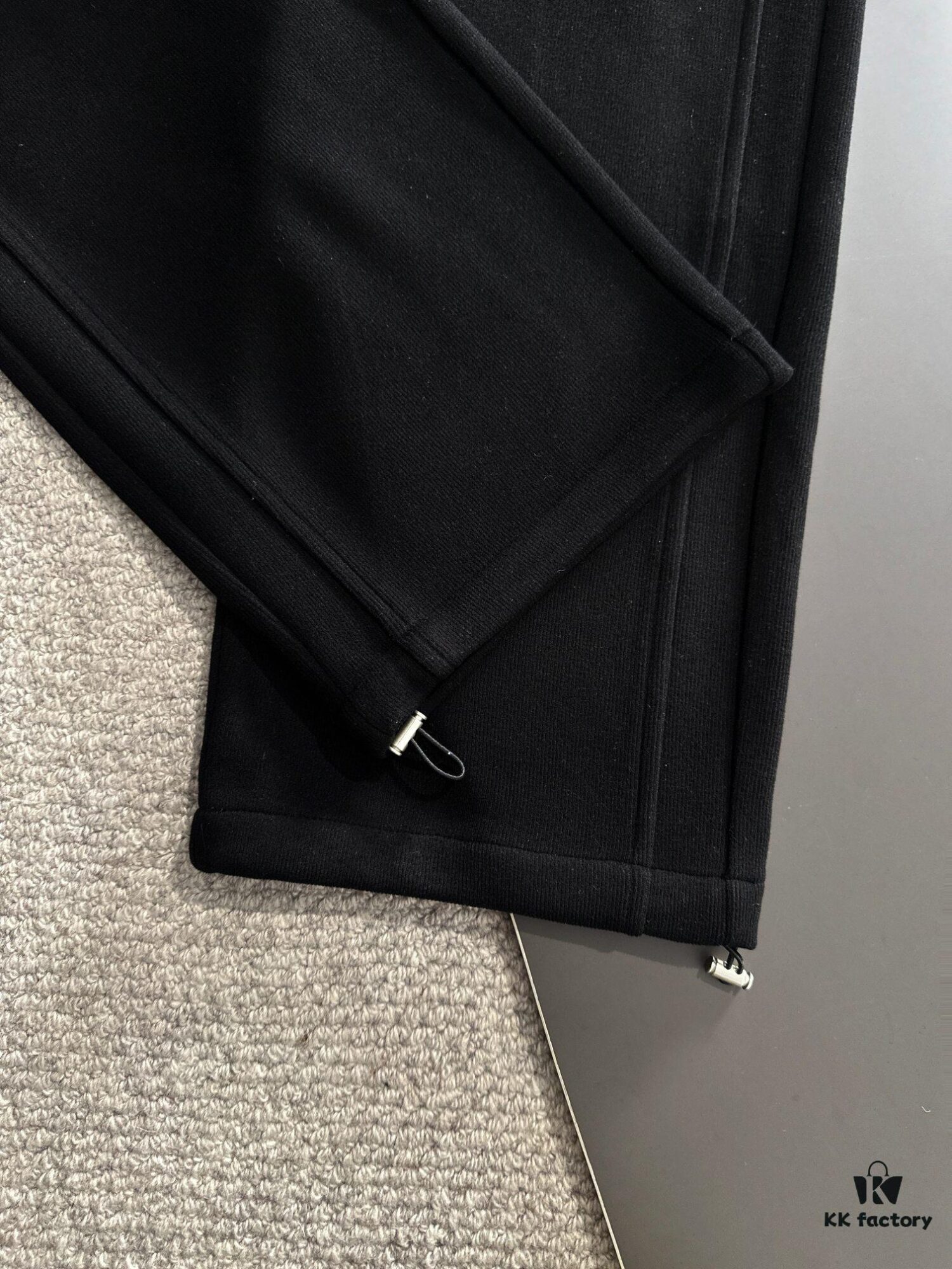 6931a30cccd8ab3d7af9737d Day-Delivery Big Goose 2024 Autumn/Winter New Elastic Waist Casual Pants, Fleece-Lined and Thickened, Custom Counter Fabric, Highly Breathable and Comfortable, Exquisite Details, Brand-Inspired Design Concept Reflecting High Quality, Soft and Smooth Touch, Showcasing a Leisure Cut with Excellent Fit