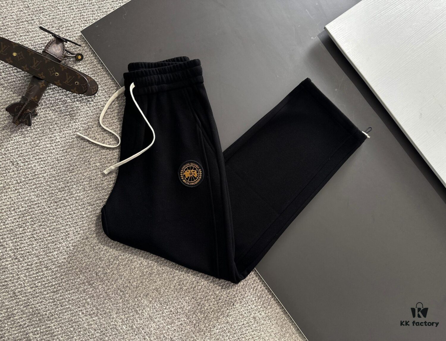 6931a30cccd8ab3d7af9737e Day-Delivery Big Goose 2024 Autumn/Winter New Elastic Waist Casual Pants, Fleece-Lined and Thickened, Custom Counter Fabric, Highly Breathable and Comfortable, Exquisite Details, Brand-Inspired Design Concept Reflecting High Quality, Soft and Smooth Touch, Showcasing a Leisure Cut with Excellent Fit