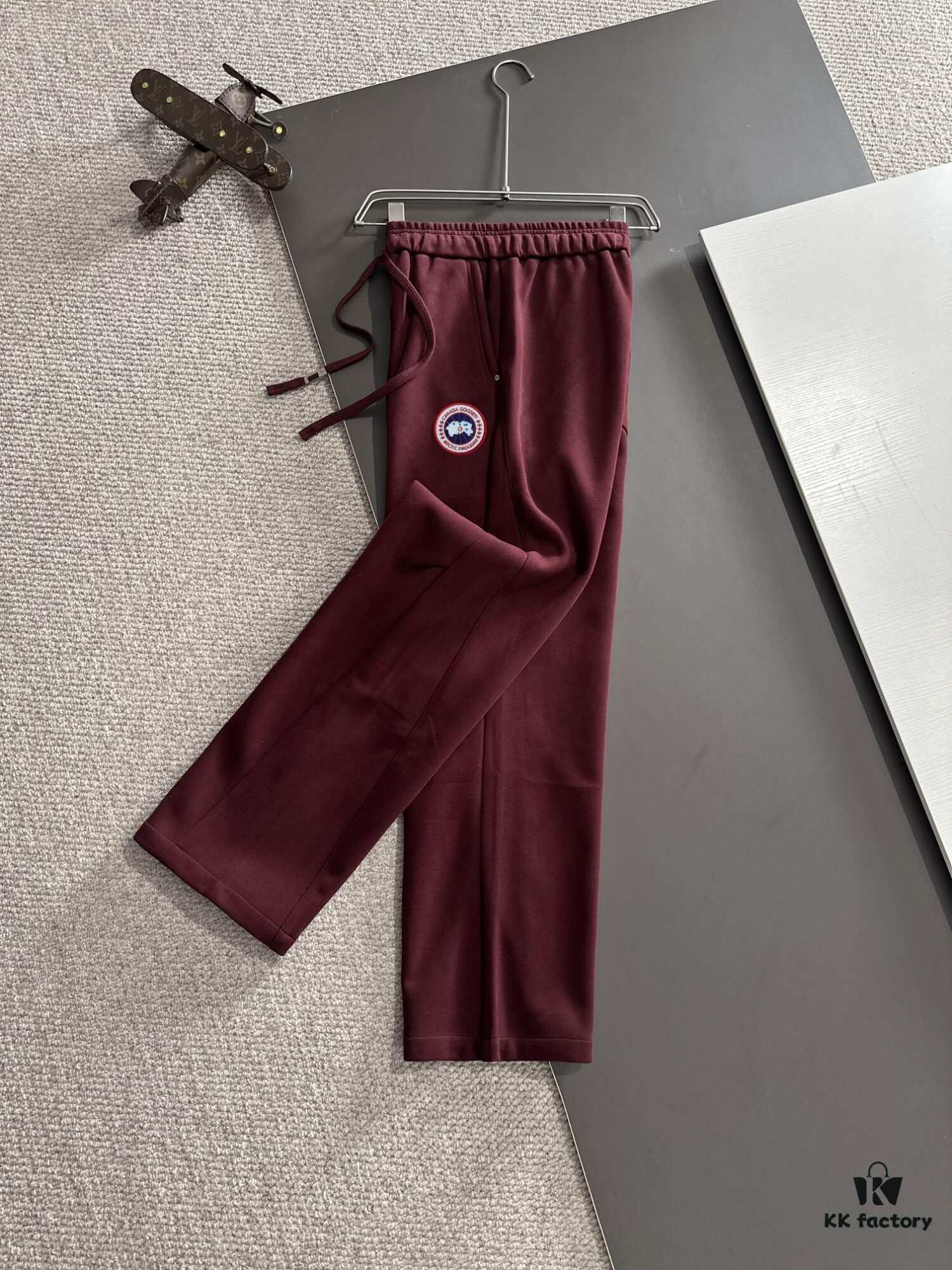 6931a30cccd8ab3d7af97388 Next-Day Shipping Canada Goose 2024 Autumn/Winter New Casual Pants with Elastic Waist, Fleece-Lined and Thickened, Premium Custom Fabric, Breathable and Comfortable, Exquisite Details, Brand-Inspired Design, High Quality, Soft and Smooth Touch