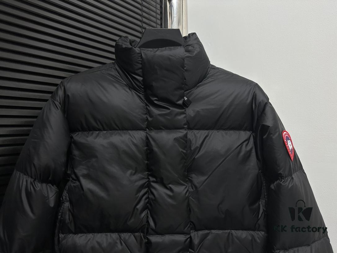 6931a30fccd8ab3d7af973c5 CANADA GOOSE Puffin Cypress Women's Short Down Jacket 2256W - Top Version