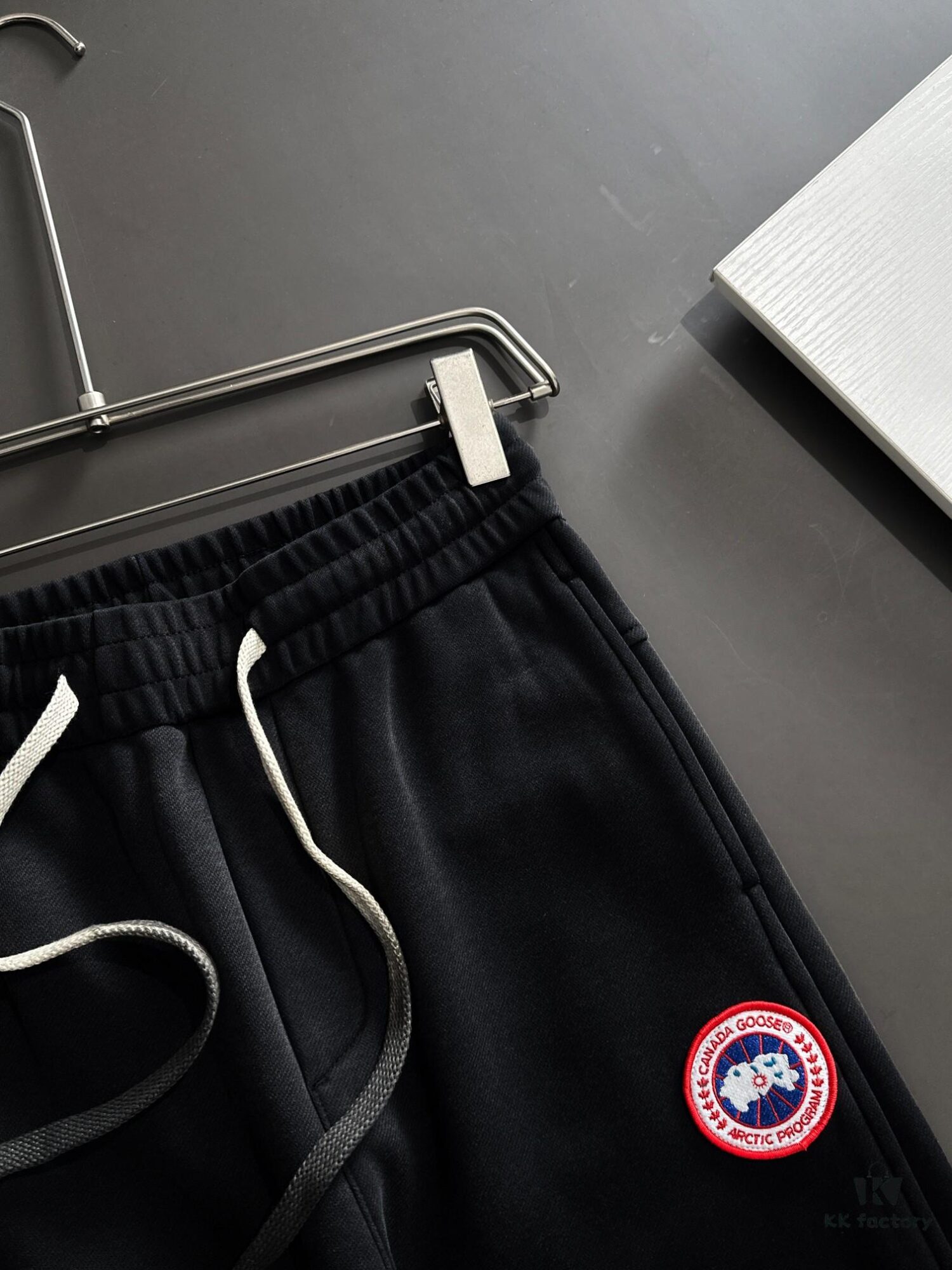 6931a31eccd8ab3d7af974cf Canada Goose 2024 Autumn/Winter New Casual Elastic Waist Pants, Fleece-Lined and Thickened, High Breathability, Premium Custom Fabric, Soft and Comfortable, Refined Tailoring for a Stylish Look