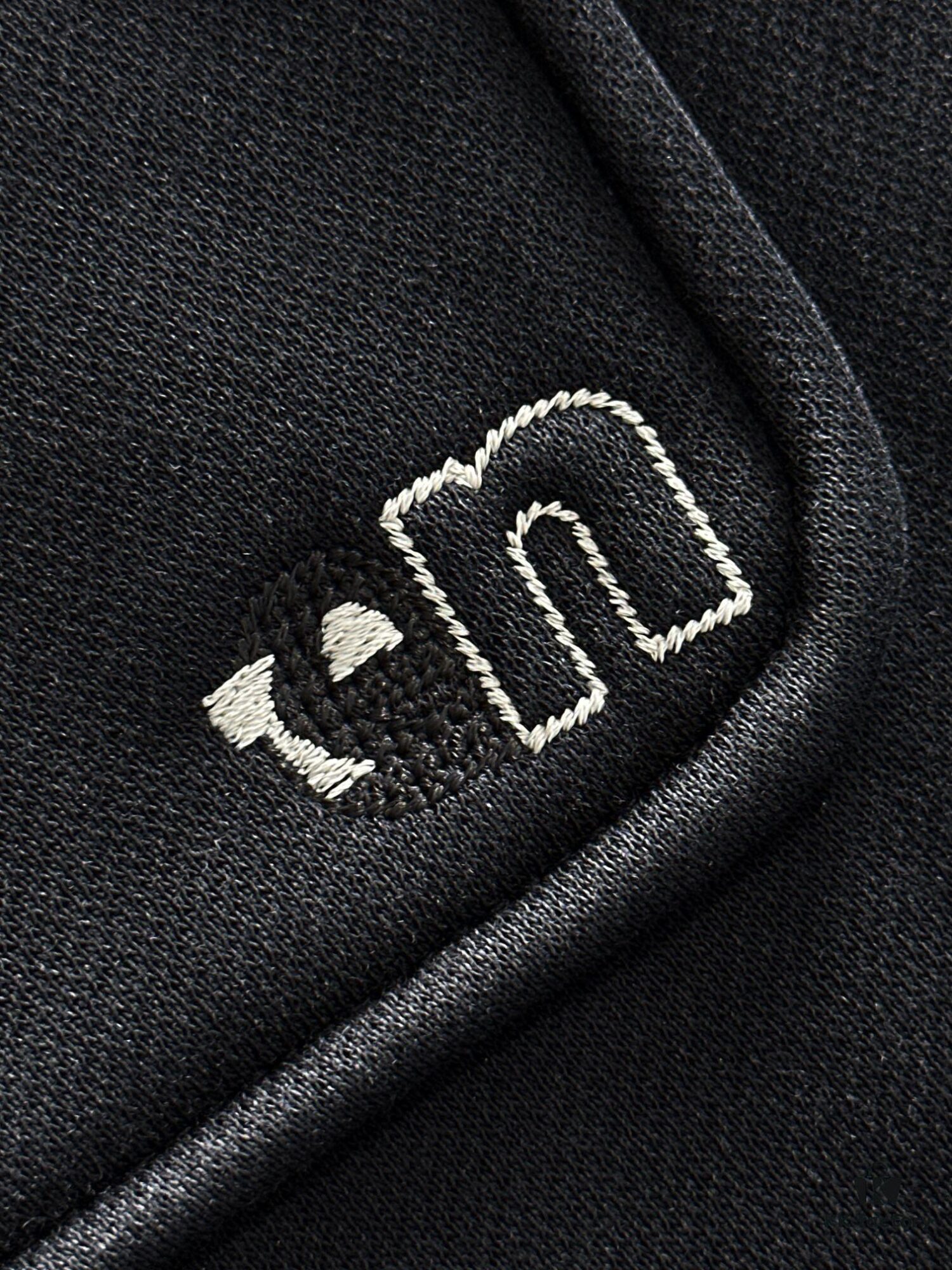 6931a31eccd8ab3d7af974d1 Canada Goose 2024 Autumn/Winter New Casual Elastic Waist Pants, Fleece-Lined and Thickened, High Breathability, Premium Custom Fabric, Soft and Comfortable, Refined Tailoring for a Stylish Look