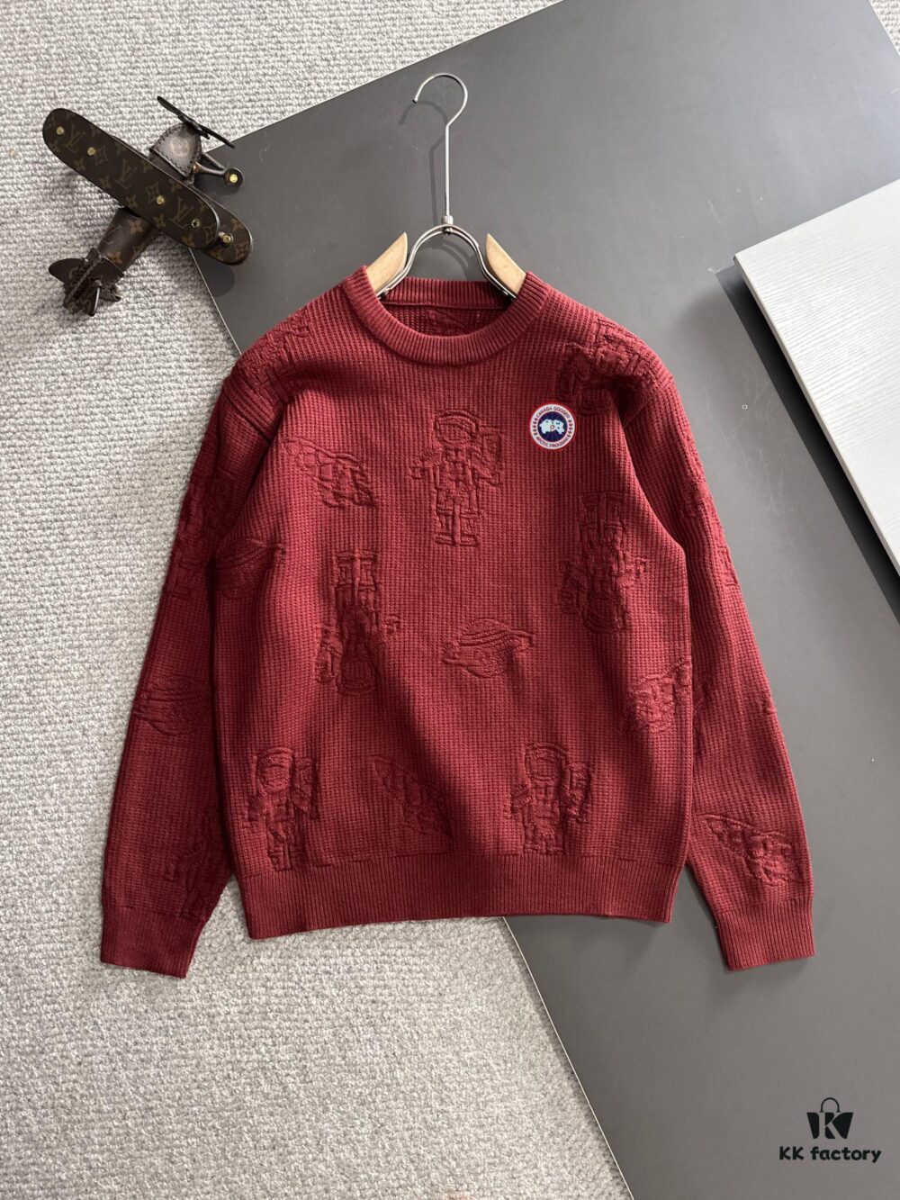 6931a31fccd8ab3d7af974e0 Canada Goose 2024 Official Autumn-Winter New Round Neck Sweater, Bestselling Cashmere Blend Knitwear with Embroidered Logo, Direct Skin Contact Comfort, Premium Tailoring