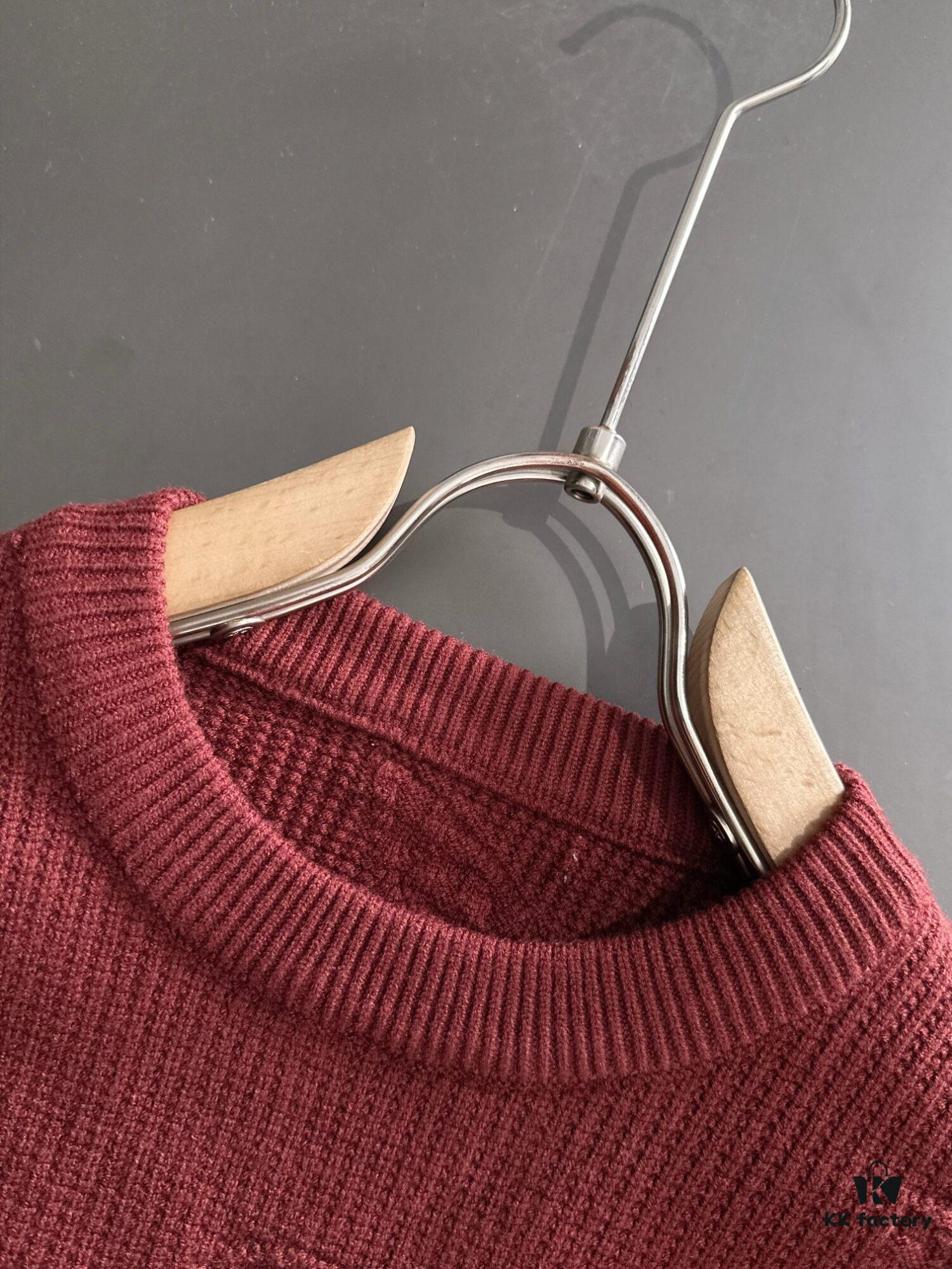 6931a31fccd8ab3d7af974e2 Canada Goose 2024 Official Autumn-Winter New Round Neck Sweater, Bestselling Cashmere Blend Knitwear with Embroidered Logo, Direct Skin Contact Comfort, Premium Tailoring