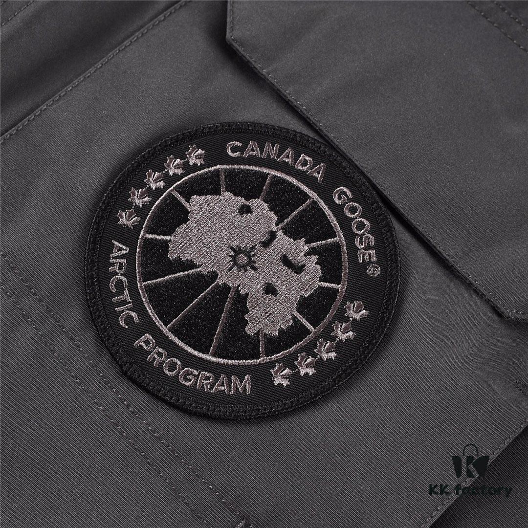 6931a32cccd8ab3d7af975c6 Canada Goose Expedition Parka 08 Model Graphite Gray Black Logo White Base