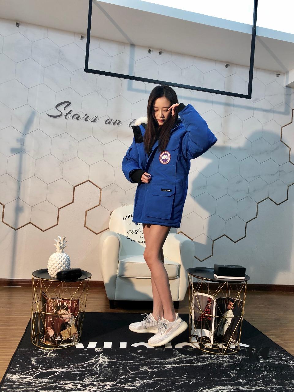 6931a330ccd8ab3d7af97615 Canada Goose Expedition Parka 08 Mens and Womens Mid-Length Version - Sky Blue