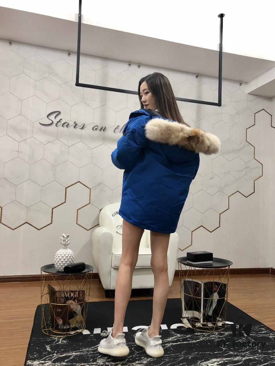 6931a330ccd8ab3d7af9761a Canada Goose Expedition Parka 08 Mens and Womens Mid-Length Version - Sky Blue