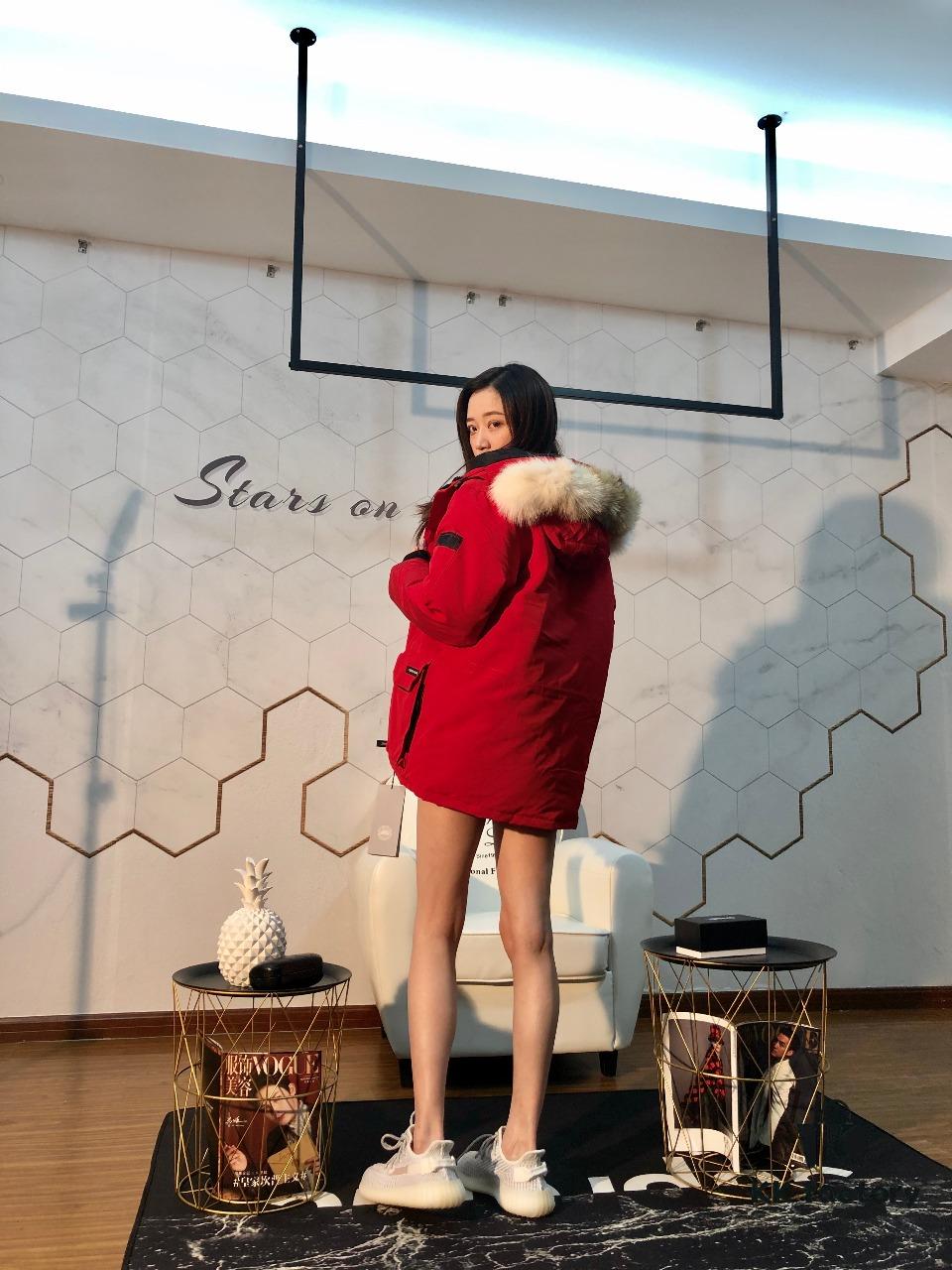 6931a331ccd8ab3d7af9762b CANADA GOOSE 08 Model Expedition Parka - Men's and Women's Mid-Length Red Version