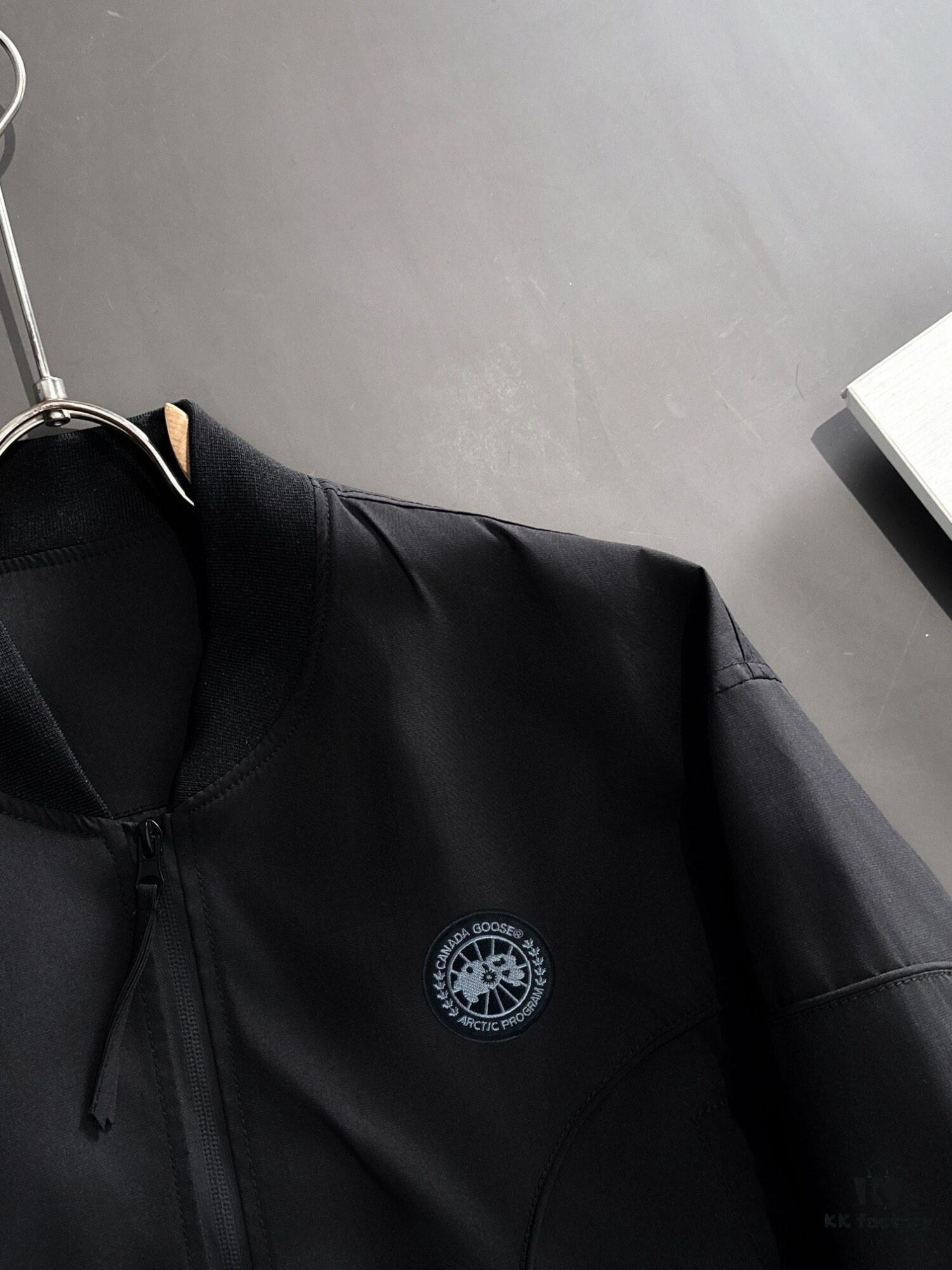 6931a341ccd8ab3d7af9775c Canada Goose 2024 Autumn/Winter New Arrival Zippered Windbreaker Jacket, Custom-Dyed Nylon Fabric, Stylish and Lightweight Outerwear
