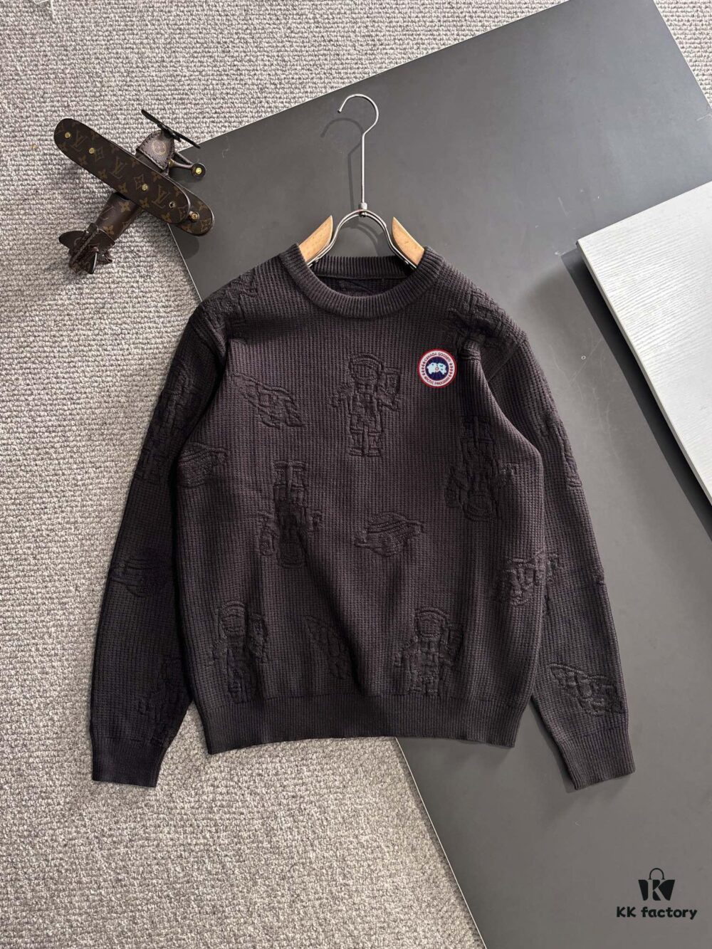 6931a342ccd8ab3d7af97776 Canada Goose 2024 Official Autumn-Winter New Round Neck Sweater, Bestselling Cashmere Blend Pullover with Embroidered Logo, Direct Skin Contact Comfort, Premium Tailoring