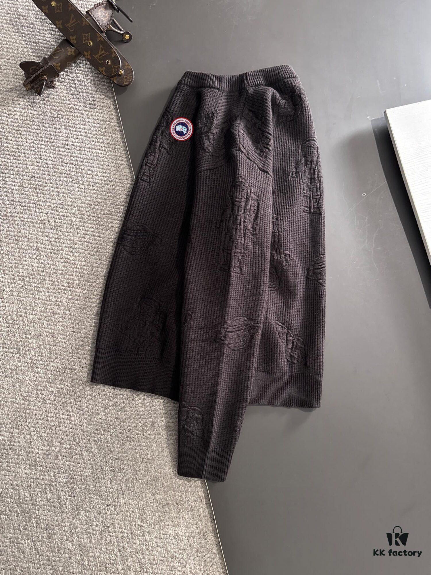 6931a343ccd8ab3d7af9777c Canada Goose 2024 Official Autumn-Winter New Round Neck Sweater, Bestselling Cashmere Blend Pullover with Embroidered Logo, Direct Skin Contact Comfort, Premium Tailoring