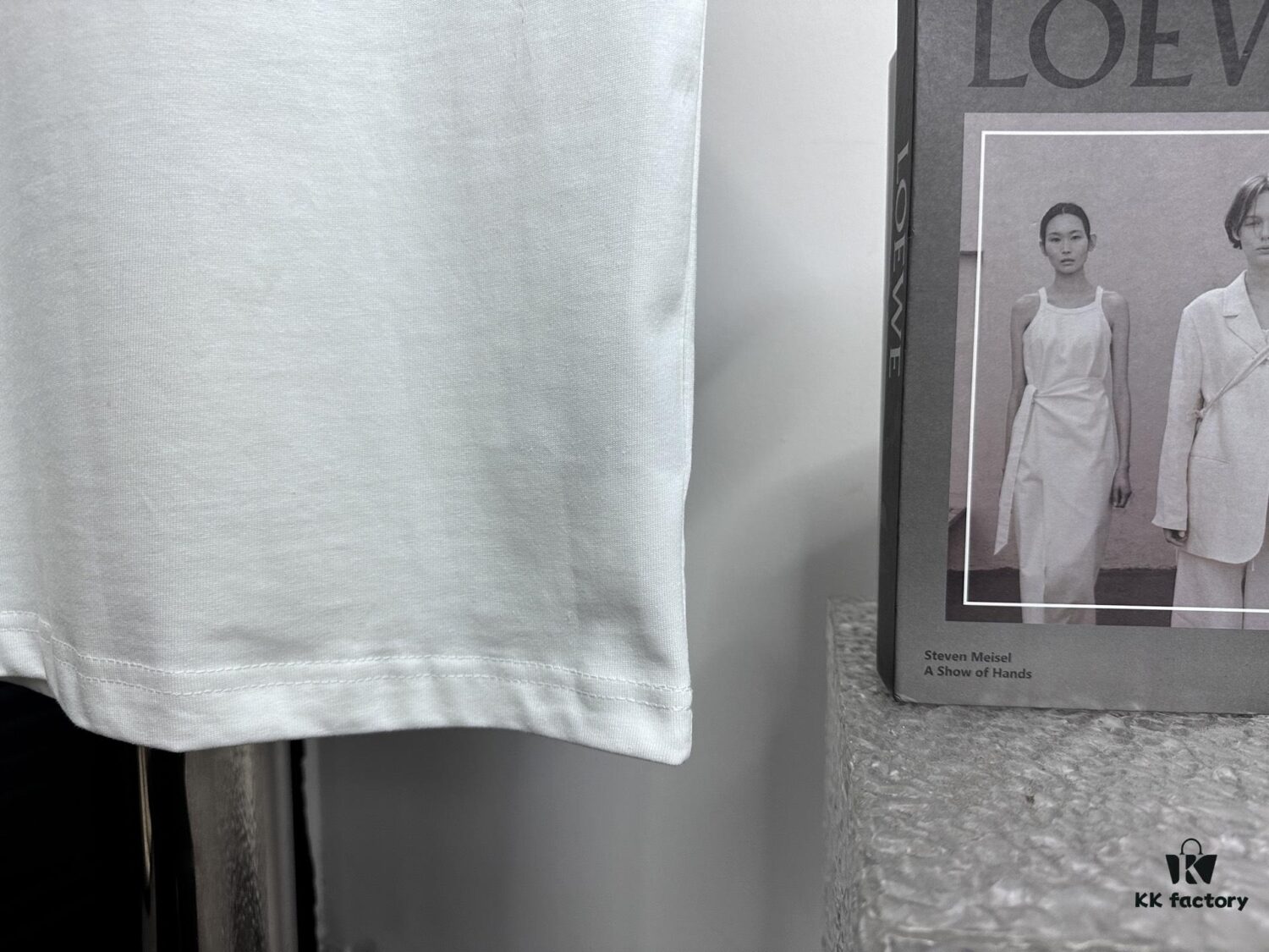 6931a350ccd8ab3d7af97880 YSL Saint Laurent 25SS Classic Logo Short-Sleeve T-Shirt
