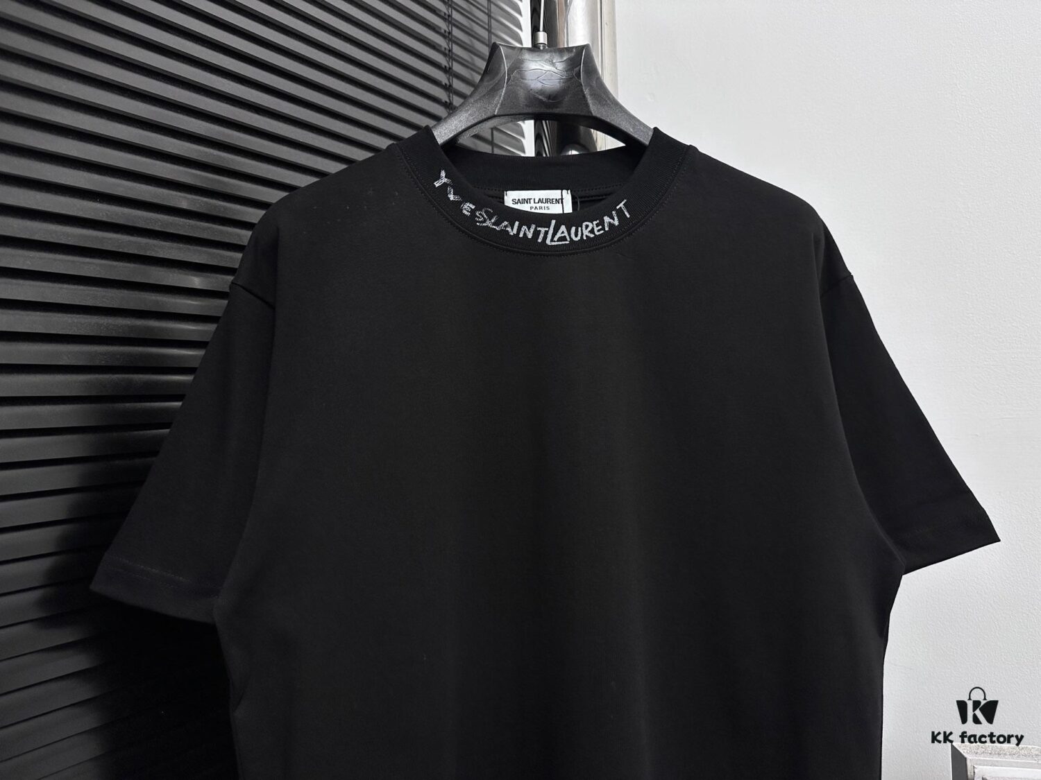 6931a351ccd8ab3d7af97886 YSL Saint Laurent 25SS Classic Logo Short-Sleeve T-Shirt