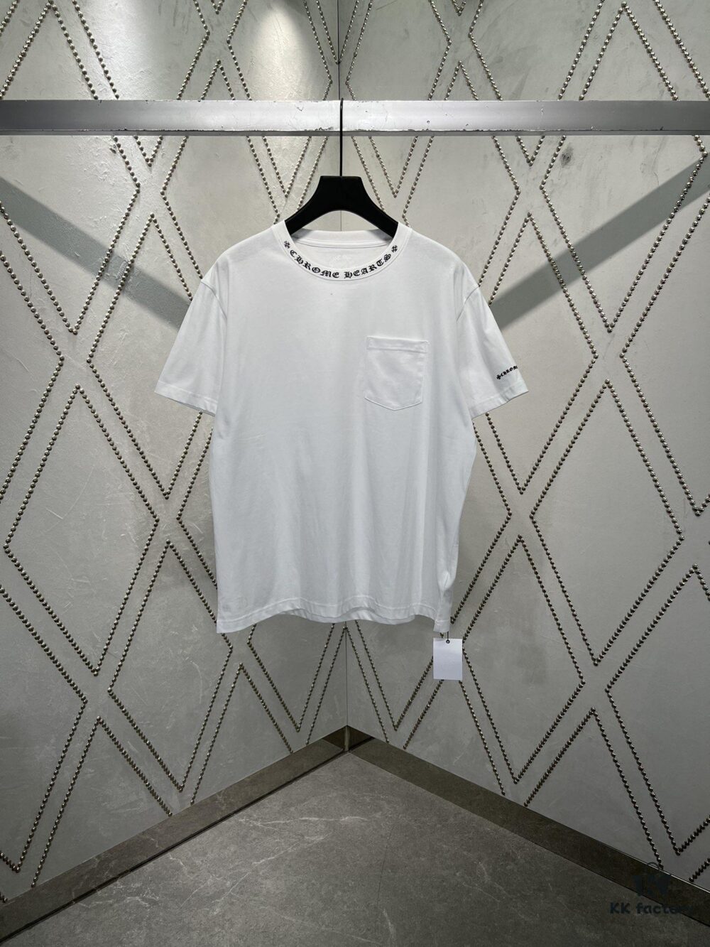 6931a368ccd8ab3d7af97a35 Chrome Hearts Short Sleeve T-Shirt with Neckline Sanskrit Logo Unisex