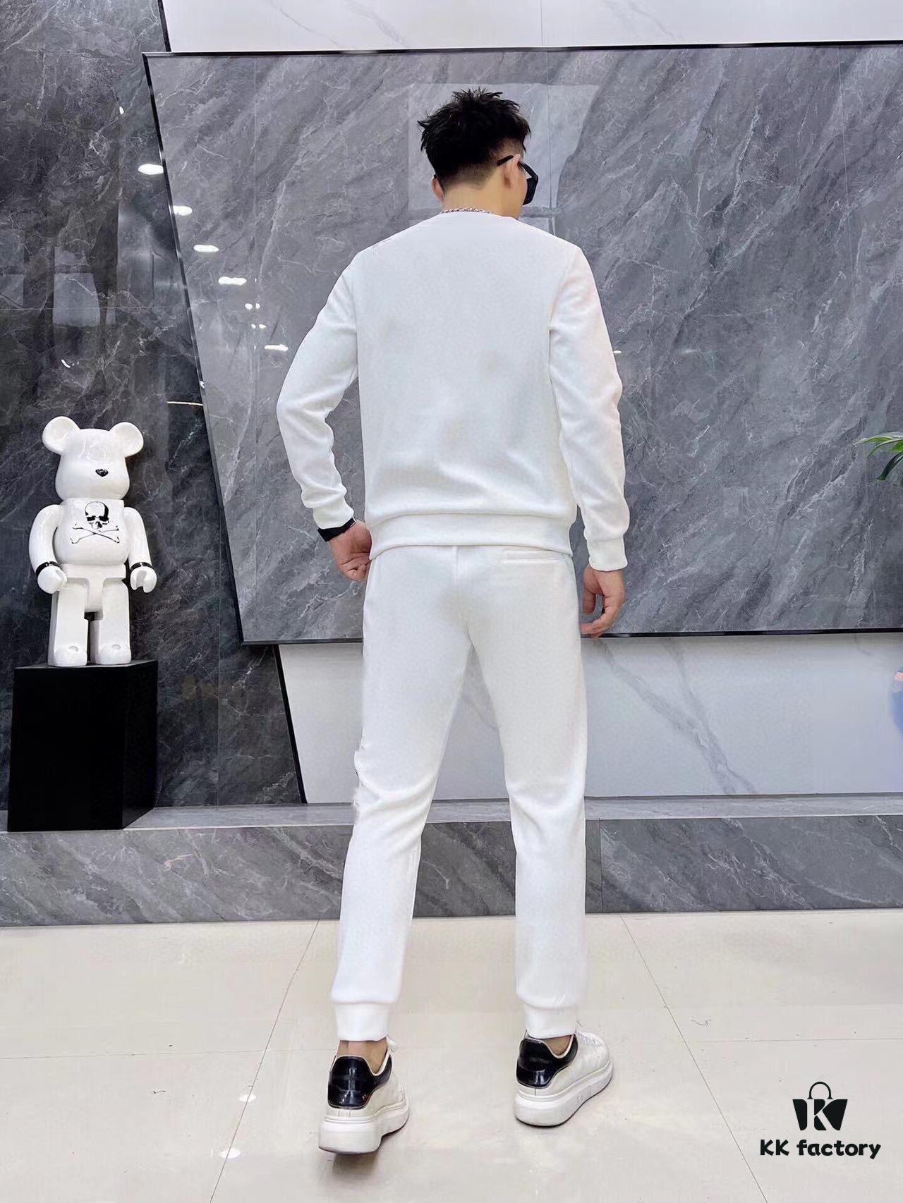 6931a36eccd8ab3d7af97aa4 ChampionHearts (Croxxheart) Plus-Size Men's Fashion Hoodie Set – 2025 New Arrival, Premium Quality Roman Cotton, Elegant Design with Original Hardware