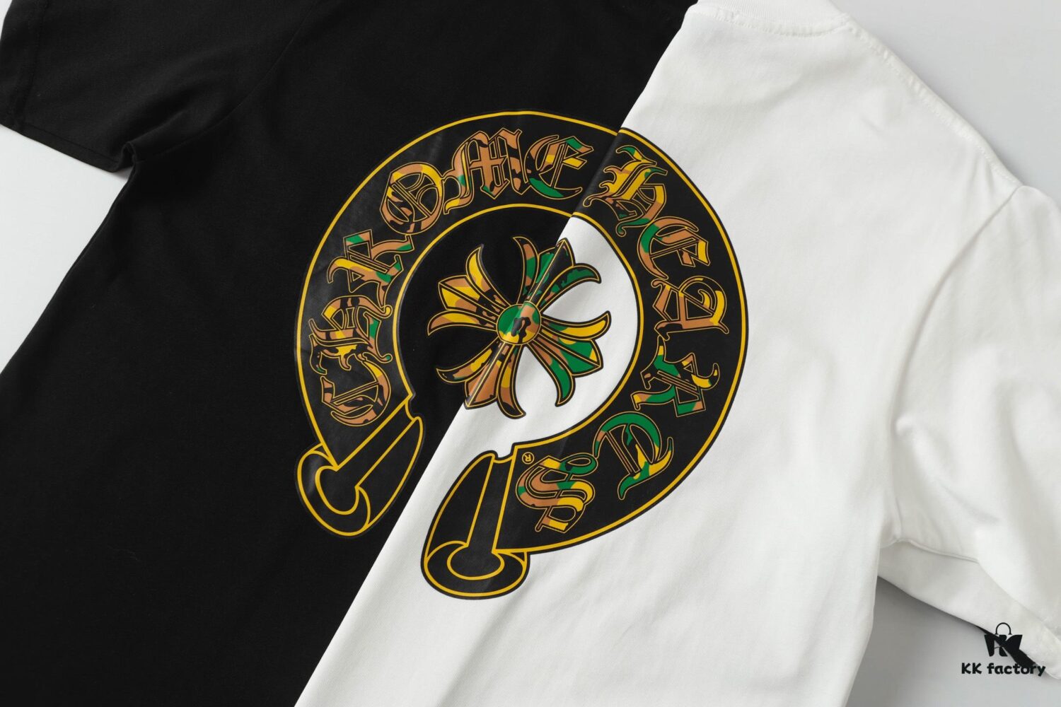 6931a384ccd8ab3d7af97c20 Chrome Hearts CH Horse Hoof Painted Cross Short-Sleeve T-Shirt