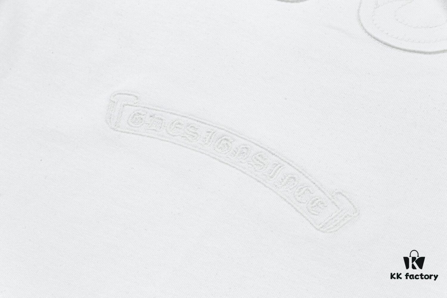 6931a392ccd8ab3d7af97d1a CH Chrome Hearts 2025FW Short Sleeve T-Shirt with Applique Embroidery, Premium 26s Double Yarn 300g Fabric, Heavyweight Material, Custom Spandex Rib Knit Dyed Together with Body, Three Labels Complete, Unisex Design