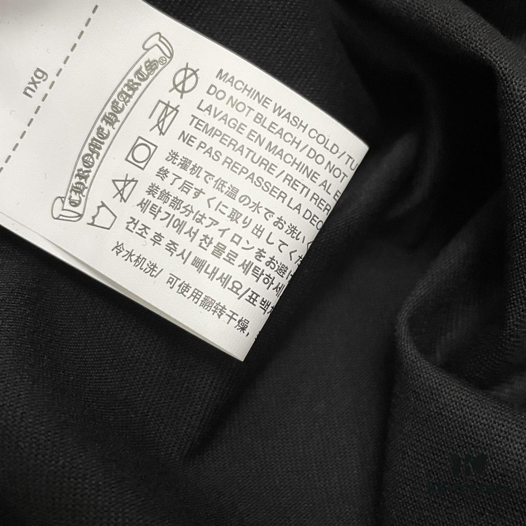 6931a39bccd8ab3d7af97dce CH Crooked Heart Graffiti Logo Short Sleeve Round Neck T-Shirt Unisex