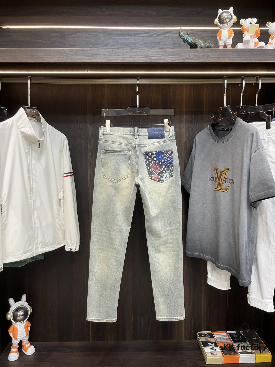 6931a3b0ccd8ab3d7af97f50 Exclusive New Arrival 🔥 Chrome Hearts Style Men's Fashion Casual Jeans, High-End European Design Original Stock Pants, Trendy and Breathable with Superior Comfort and Impeccable Details, Brand-Inspired Design Concept for Premium Quality, Relaxed Tailoring with Excellent Fit