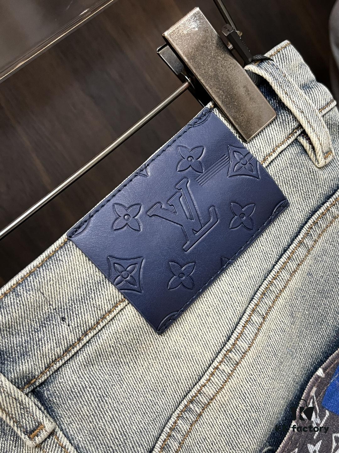 6931a3b0ccd8ab3d7af97f53 Exclusive New Arrival 🔥 Chrome Hearts Style Men's Fashion Casual Jeans, High-End European Design Original Stock Pants, Trendy and Breathable with Superior Comfort and Impeccable Details, Brand-Inspired Design Concept for Premium Quality, Relaxed Tailoring with Excellent Fit