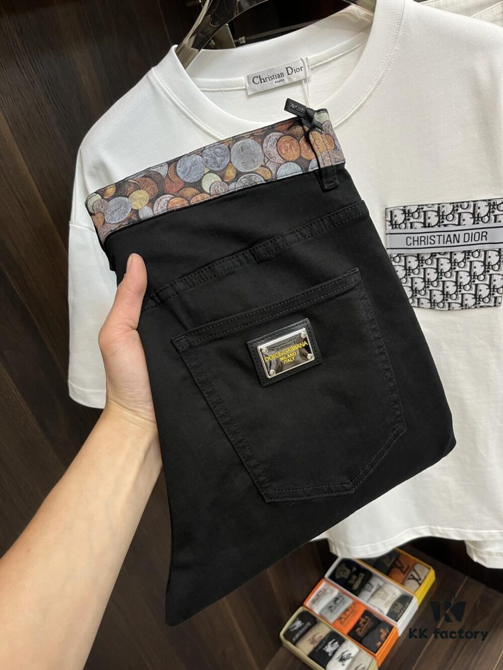 6931a3b7ccd8ab3d7af97fc1 Exclusive New Arrival CHROME HEARTS Style Men's Fashion Casual Jeans, High-End European Style Original Stock Pants, Trendy and Comfortable, Breathable Fabric with Impeccable Details, Brand-Inspired Design Concept Exuding Premium Quality, Relaxed Tailoring for an Outstanding Fit