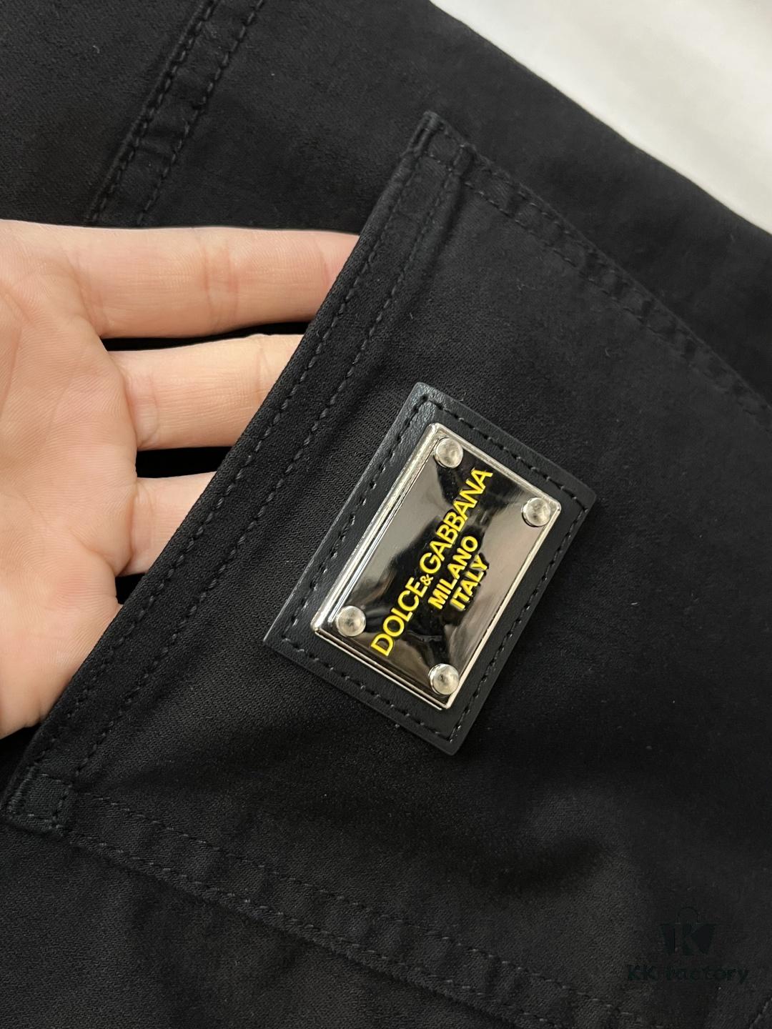 6931a3b7ccd8ab3d7af97fc4 Exclusive New Arrival CHROME HEARTS Style Men's Fashion Casual Jeans, High-End European Style Original Stock Pants, Trendy and Comfortable, Breathable Fabric with Impeccable Details, Brand-Inspired Design Concept Exuding Premium Quality, Relaxed Tailoring for an Outstanding Fit