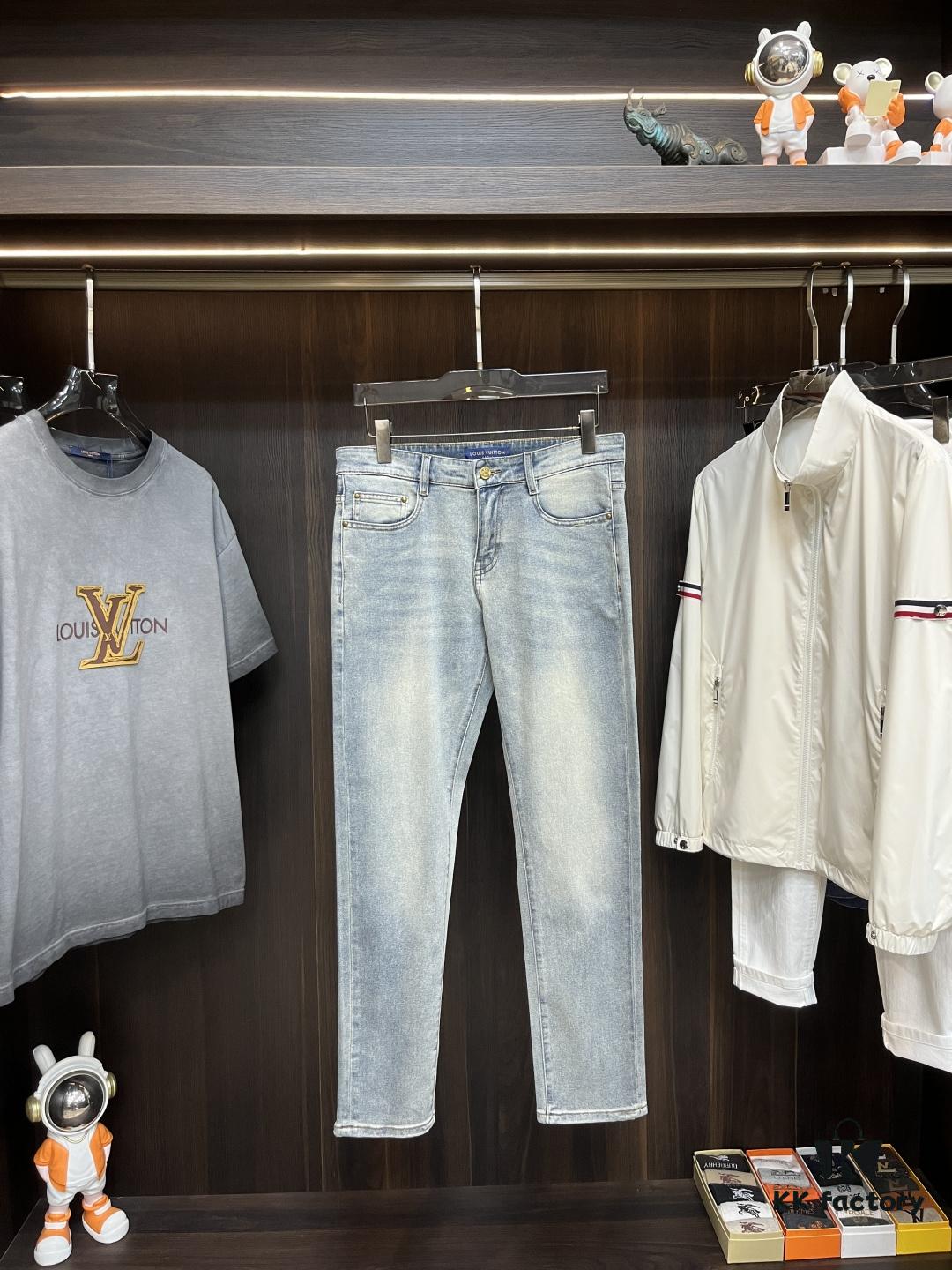 6931a3b9ccd8ab3d7af97fdc Exclusive New Arrival 🔥 Chrome Hearts Style Men's Fashion Casual Jeans, High-End European Design Original Stock Pants, Trendy and Breathable with Superior Comfort and Impeccable Details, Brand-Inspired Concept for Premium Quality, Relaxed Cut with Excellent Fit