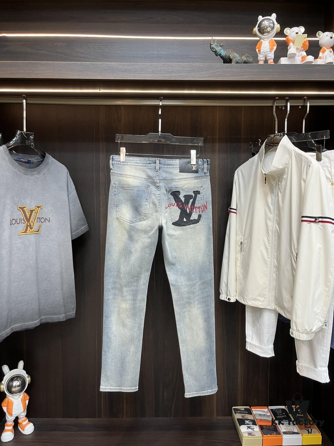 6931a3b9ccd8ab3d7af97fde Exclusive New Arrival 🔥 Chrome Hearts Style Men's Fashion Casual Jeans, High-End European Design Original Stock Pants, Trendy and Breathable with Superior Comfort and Impeccable Details, Brand-Inspired Concept for Premium Quality, Relaxed Cut with Excellent Fit