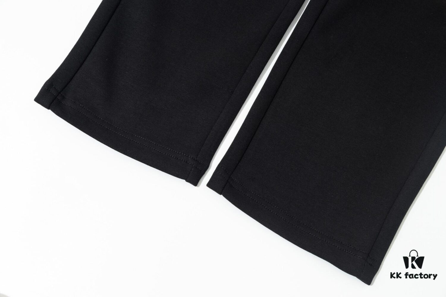 6931a3c8ccd8ab3d7af98045 Chrome Hearts New Men's Original Stock Casual Pants, Sweatpants, High-End Custom Fashion Versatile Style with 3D Embroidered Logo, Premium Imported 100% Cotton Knit Fabric and Metal Trims