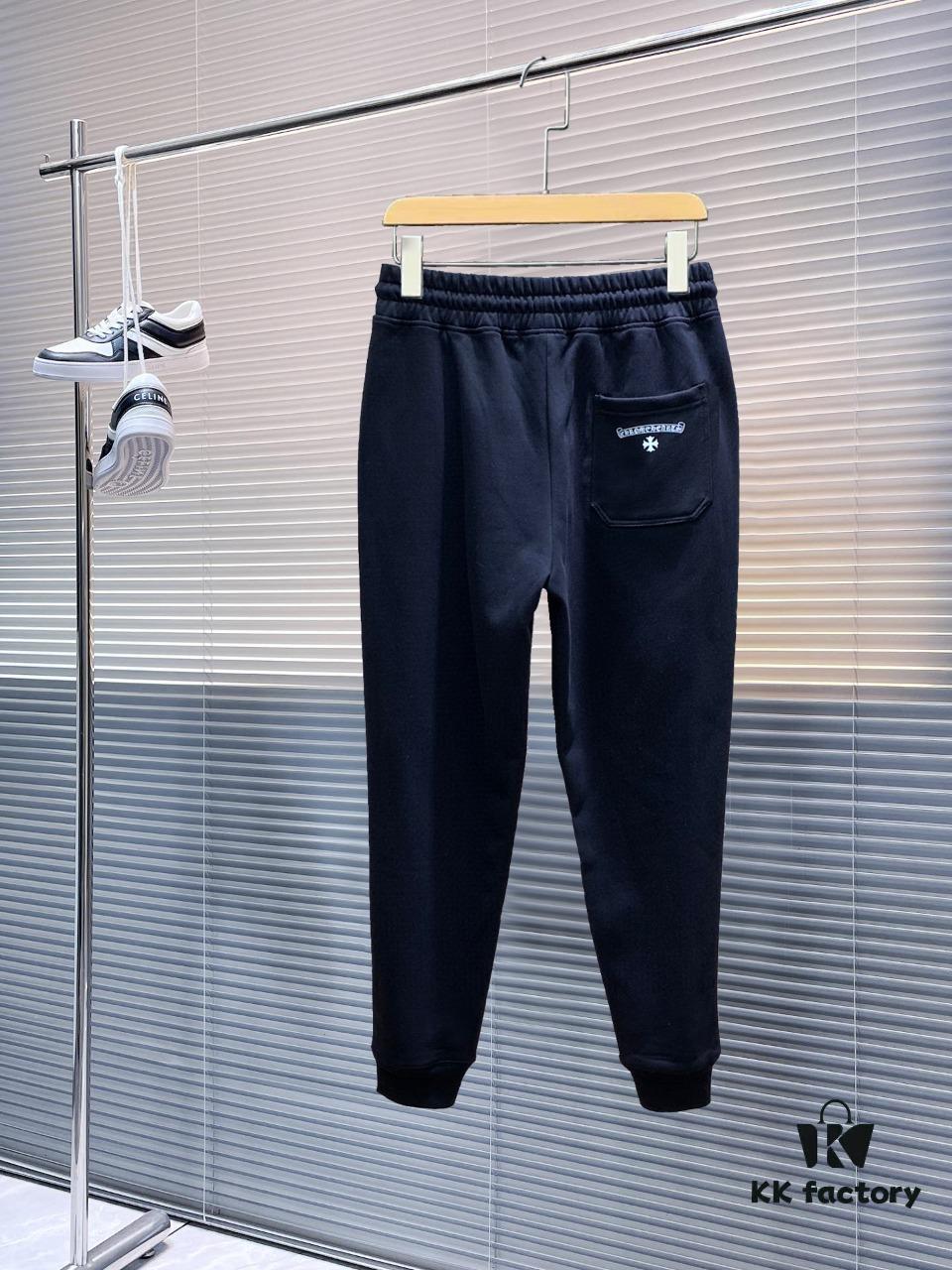 6931a3c8ccd8ab3d7af9804b Chrome Hearts New Arrival Casual Pants, High-End Version! Premium Counter Custom Fabric, Elastic Drawstring Waistband, Breathable and Comfortable, Impeccable Details, Signature Brand Design Concept Reflecting Superior Quality. Soft and Smooth Touch with Relaxed Tailoring for an Excellent Fit.