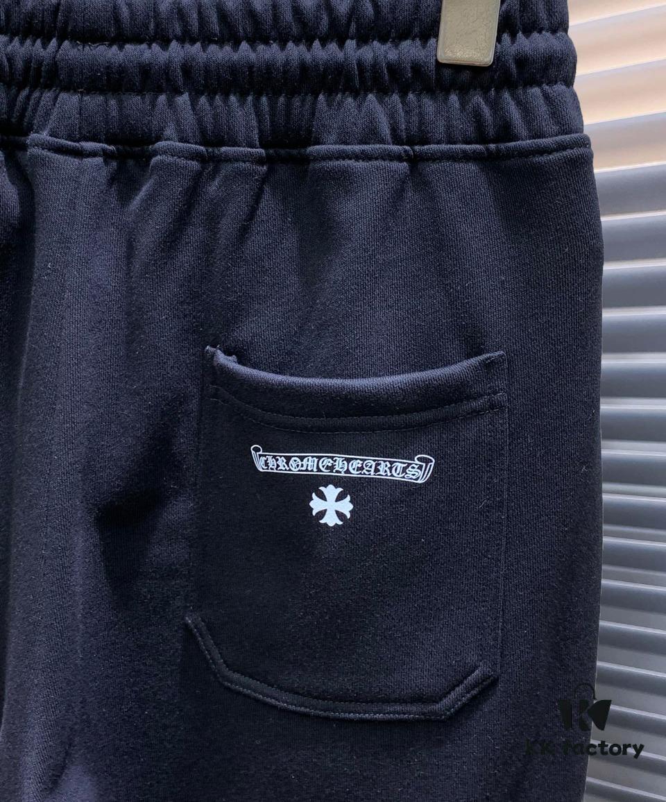 6931a3c8ccd8ab3d7af9804e Chrome Hearts New Arrival Casual Pants, High-End Version! Premium Counter Custom Fabric, Elastic Drawstring Waistband, Breathable and Comfortable, Impeccable Details, Signature Brand Design Concept Reflecting Superior Quality. Soft and Smooth Touch with Relaxed Tailoring for an Excellent Fit.