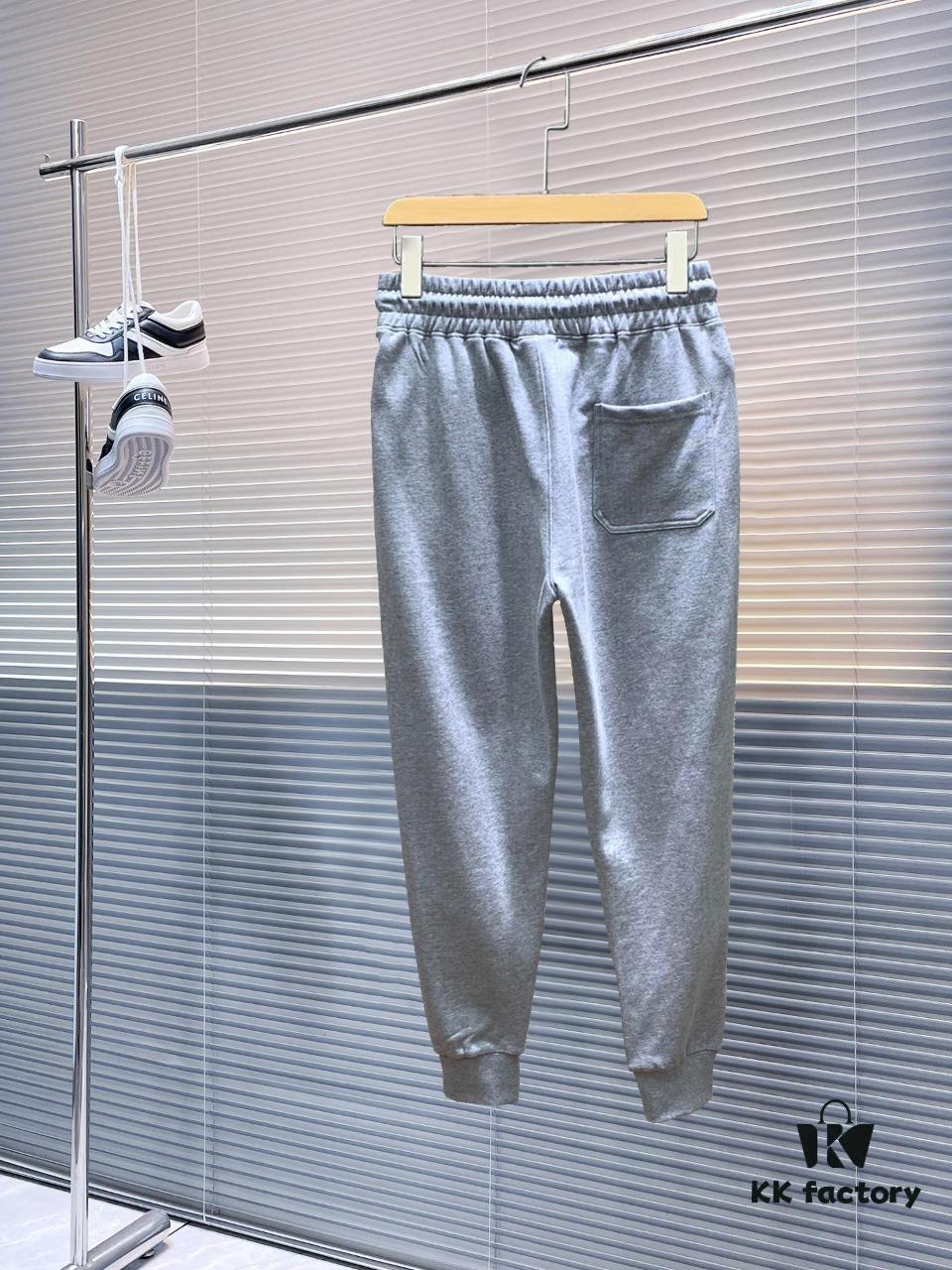 6931a3c8ccd8ab3d7af98054 Chrome Hearts New Style Casual Pants, High-End Version! Premium Counter Custom Fabric, Elastic Drawstring Waist Design, Highly Breathable and Comfortable, Impeccable Details, Brand-Inspired Design Concept Reflecting Superior Quality. Soft and Smooth to the Touch! Featuring a Relaxed Cut with an Excellent Fit.