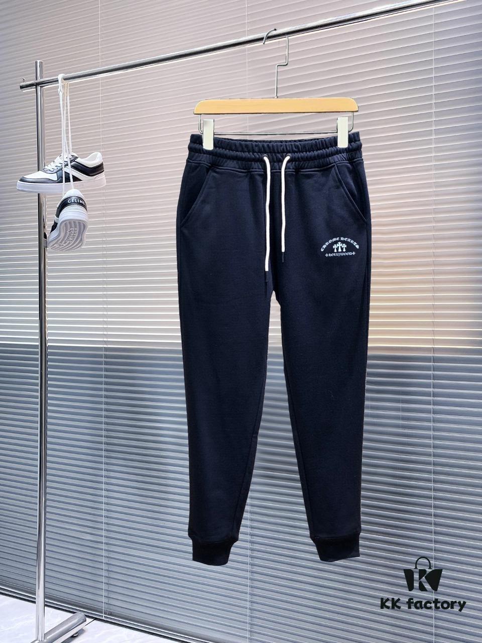 6931a3c9ccd8ab3d7af98059 Chrome Hearts New Casual Pants, High-End Version! Custom Counter Fabric, Elastic Drawstring Design, Highly Breathable and Comfortable, Impeccable Details, Brand-Inspired Design Concept Reflecting Premium Quality. Soft and Smooth Texture! Features a Relaxed Cut with an Excellent Fit.
