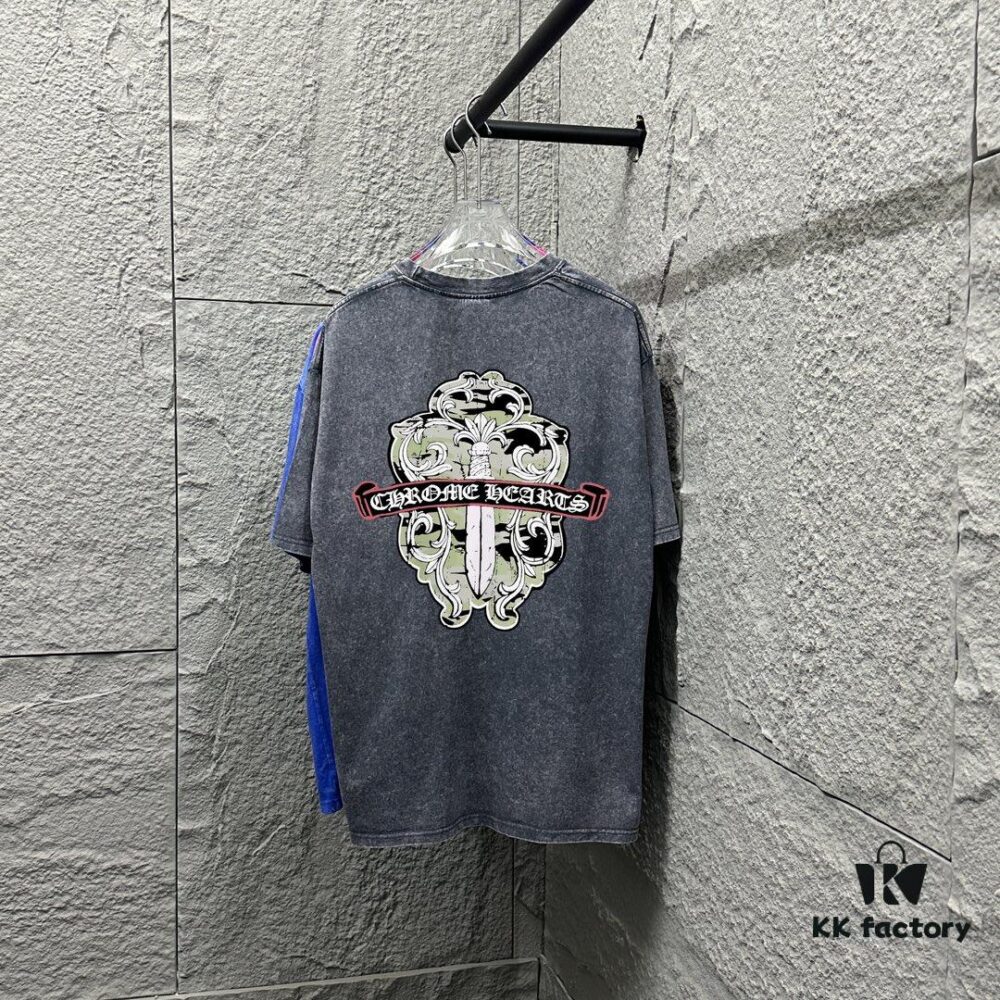 6931a3cfccd8ab3d7af980ce CH* Chrome Hearts* 2025 Spring/Summer New Arrival Distressed Vintage Round-Neck Short-Sleeve T-Shirt with Front and Back Logo, Cross and Horseshoe Print, Custom Fabric Unisex Tee