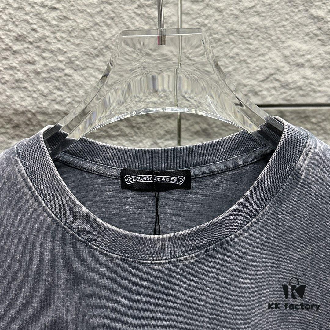 6931a3cfccd8ab3d7af980d6 CH* Chrome Hearts* 2025 Spring/Summer New Arrival Distressed Vintage Round-Neck Short-Sleeve T-Shirt with Front and Back Logo, Cross and Horseshoe Print, Custom Fabric Unisex Tee