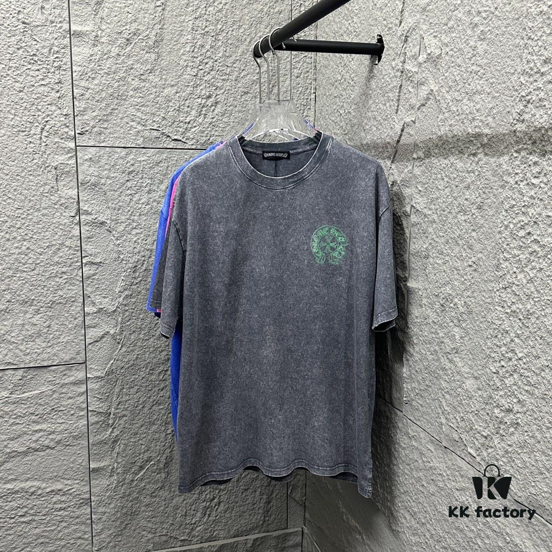6931a3d2ccd8ab3d7af9810e CH* Chrome Hearts* 2025 Spring/Summer New Arrival Distressed Snowflake Wash Vintage Round Neck Short Sleeve T-Shirt with Chest and Back Logo, Horseshoe Print, Custom Fabric Unisex Tee