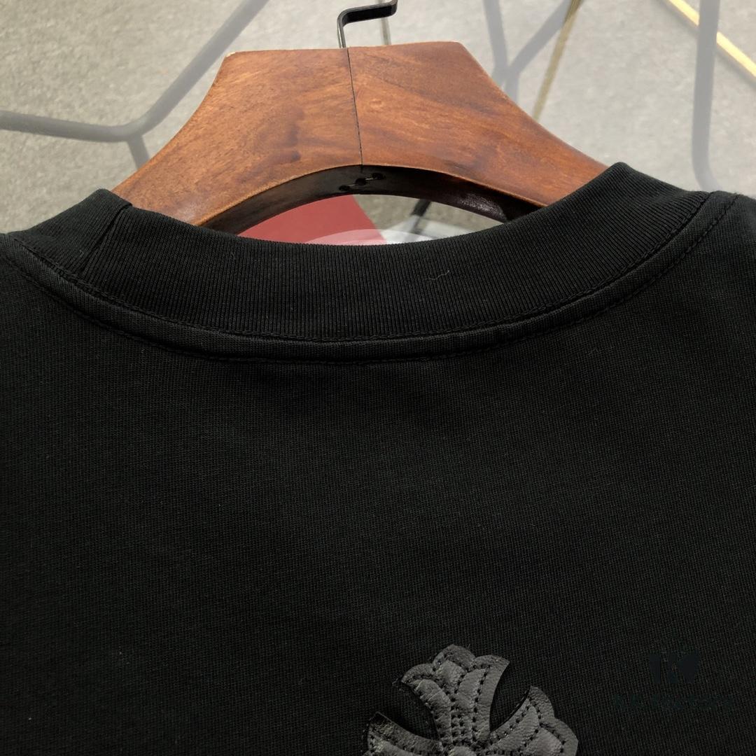 6931a3d7ccd8ab3d7af9816e Chrome Hearts 2025 New Heavy Washed Leather Patch Embroidery Short Sleeve T-Shirt △ Original Fabric △ High Version △ Premium Quality Influencer and Celebrity Style △ 320g Garment-Washed Embroidered Horse Hoof Cross Graffiti Print △ Super Versatile and Stylish △ Full Trims △ Unisex Must-Have Tee