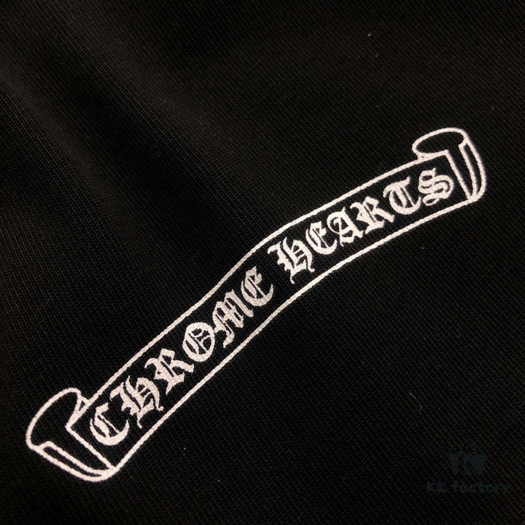 6931a3daccd8ab3d7af9819b Chrome Hearts 2025 New Arrival Embroidered Graffiti Print Short Sleeve T-Shirt △ Original Fabric △ High Version △ Premium Quality Influencer & Celebrity Style △ 320g Garment-Washed Embroidered Horse Hoof Cross & Graffiti Design △ Unisex Three-Label Complete Must-Have Basic Tee