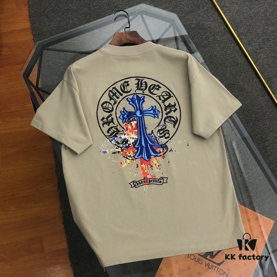 6931a3dcccd8ab3d7af981c2 Chrome Hearts 2025 New Embroidered Graffiti Print Short Sleeve T-Shirt △ Original Fabric △ High Version △ High-Quality Celebrity and Influencer Style 320g Garment Washed Embroidered Horse Hoof Cross Graffiti Craft Horse Hoof Cross Print A Super Versatile and Stylish Short Sleeve Top Complete with Three Labels Unisex Essential for Everyone