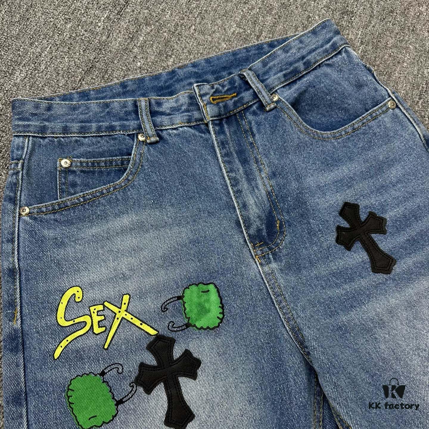 6931a3e4ccd8ab3d7af98259 Chrome Hearts Graffiti Appliqué Monster Print Denim Jeans with Large Silver Buckle (Top Version)