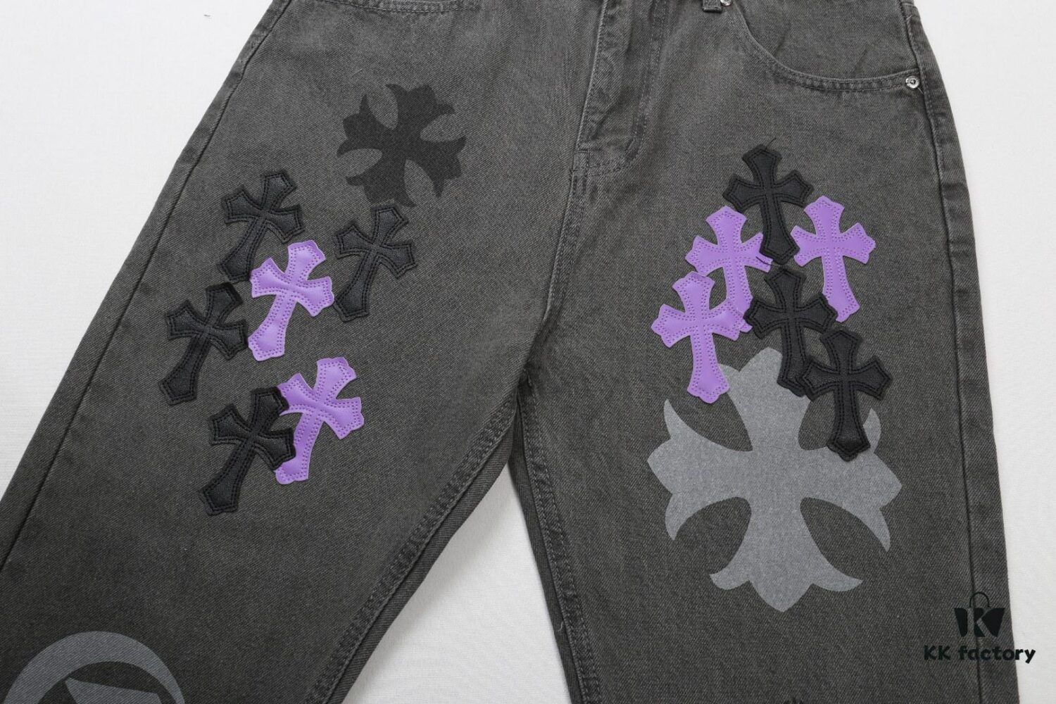 6931a3e5ccd8ab3d7af98265 Chrome Hearts Official Exclusive Graffiti Painted Purple Bull Denim Jeans