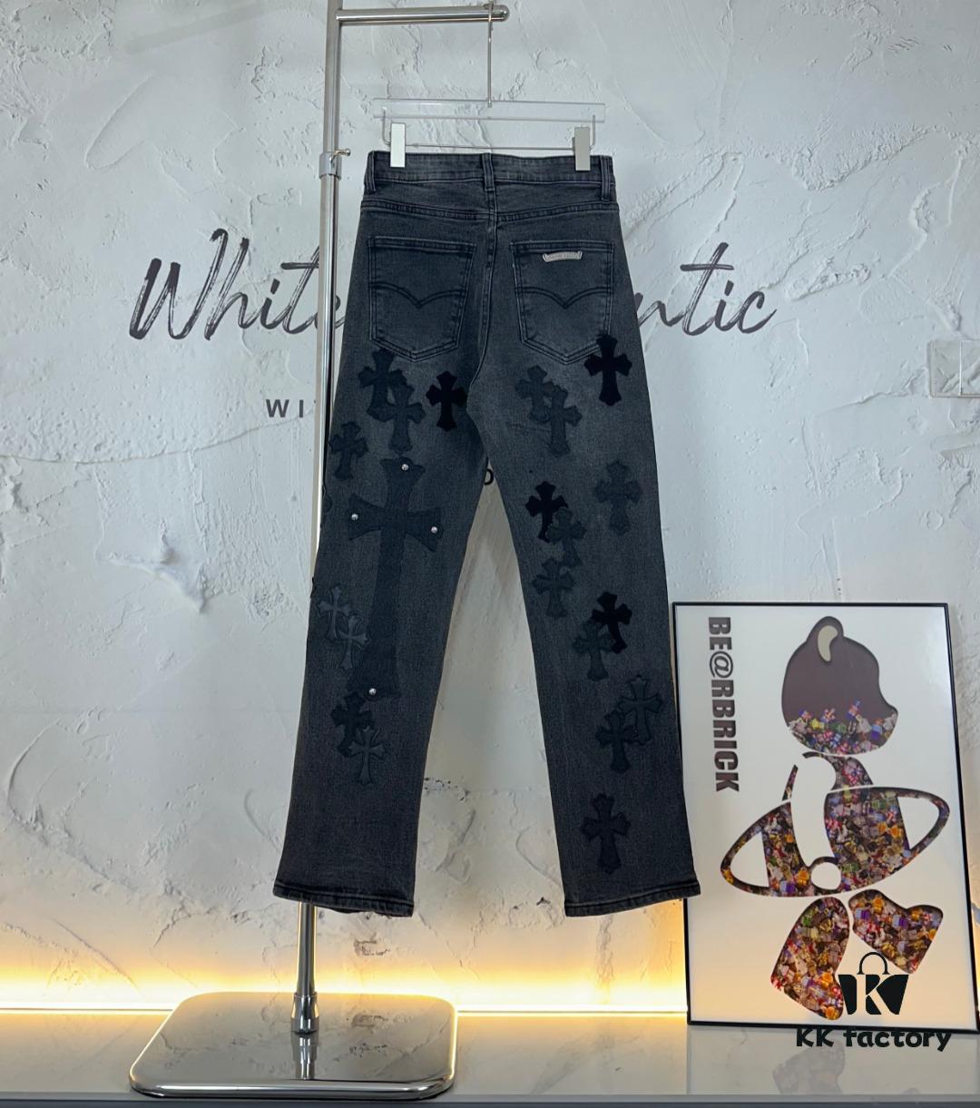 6931a3e9ccd8ab3d7af982b2 Chrome Hearts & CH Metal Cross New King Cow Denim Jeans