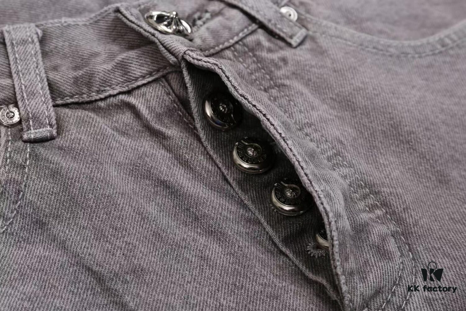 6931a3eaccd8ab3d7af982be Chrome Hearts & CH Metal Cross New Style Premium Bull Denim Jeans
